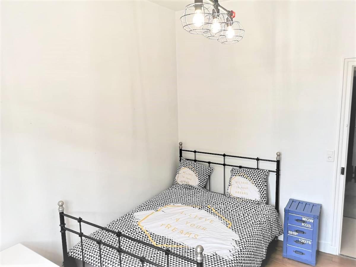 Greyhound - Grand Appartement Centre-Ville Soissons Buitenkant foto